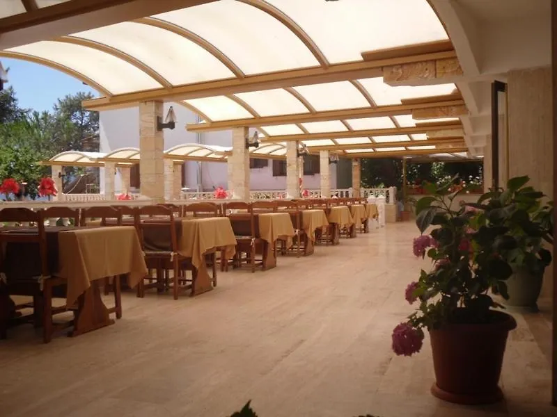 Ates Hotel Akyaka